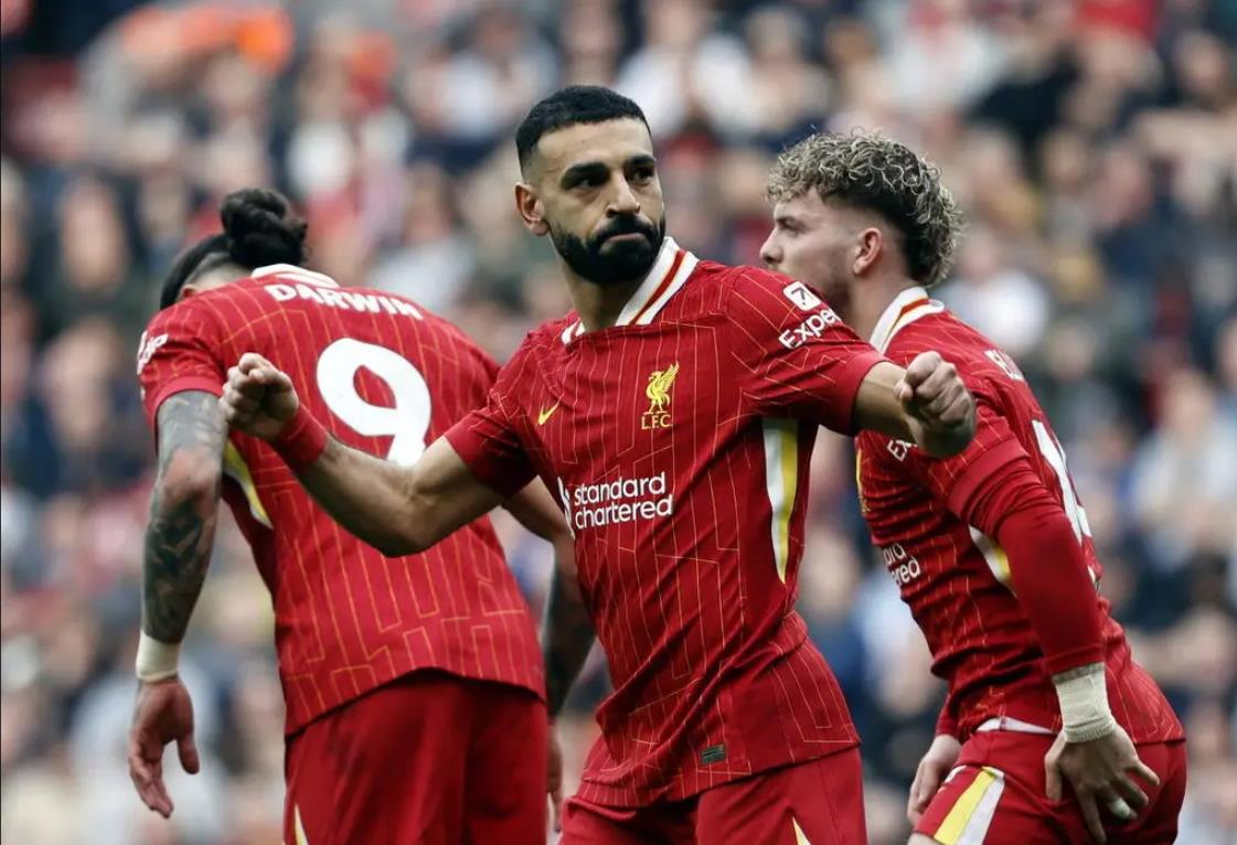 包含英超赛程吃紧；波尔图今夜篮板制胜；引发热议；阵容厚度经受考验的词条