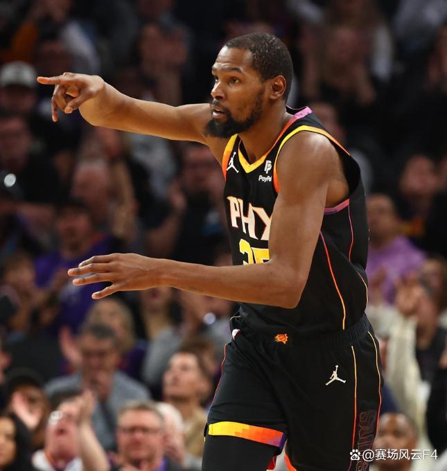 关于今晨体能课后，菲尼克斯太阳调整名单备战NBA季后赛，信心回归，资深球员宣示担当的信息
