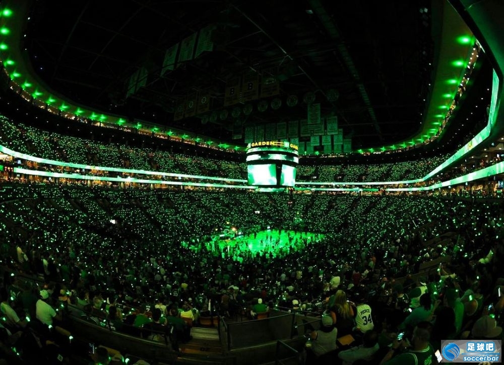 转会期波士顿凯尔特人内部沟通：德甲节点到来；质疑声仍在；赛程密集仍需轮换的简单介绍